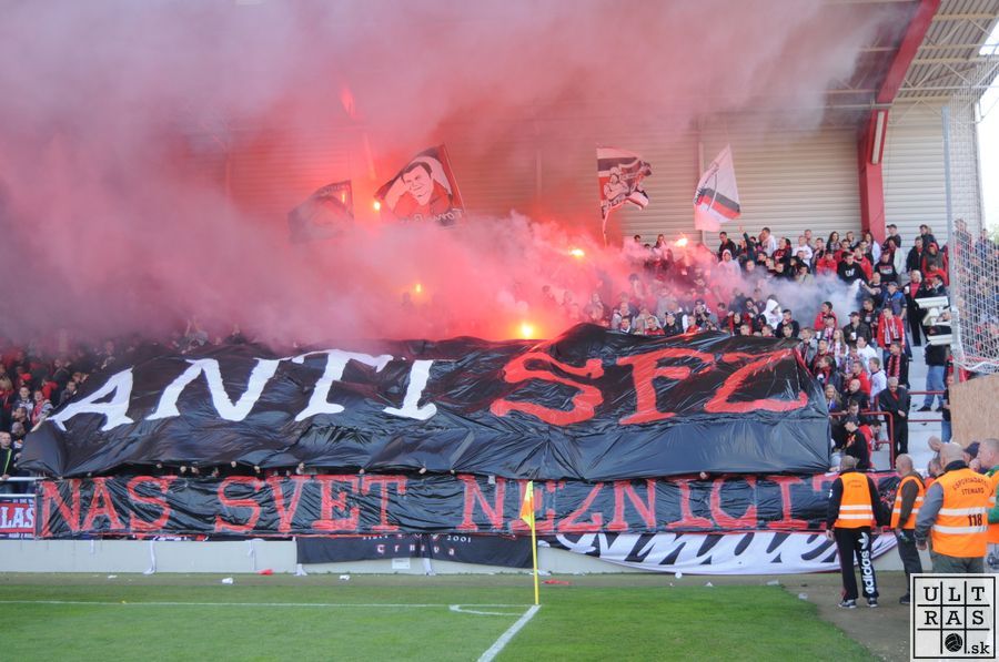 ULTRAS.SK » Fotogaléria Z Derby Spartak Trnava – Slovan Bratislava